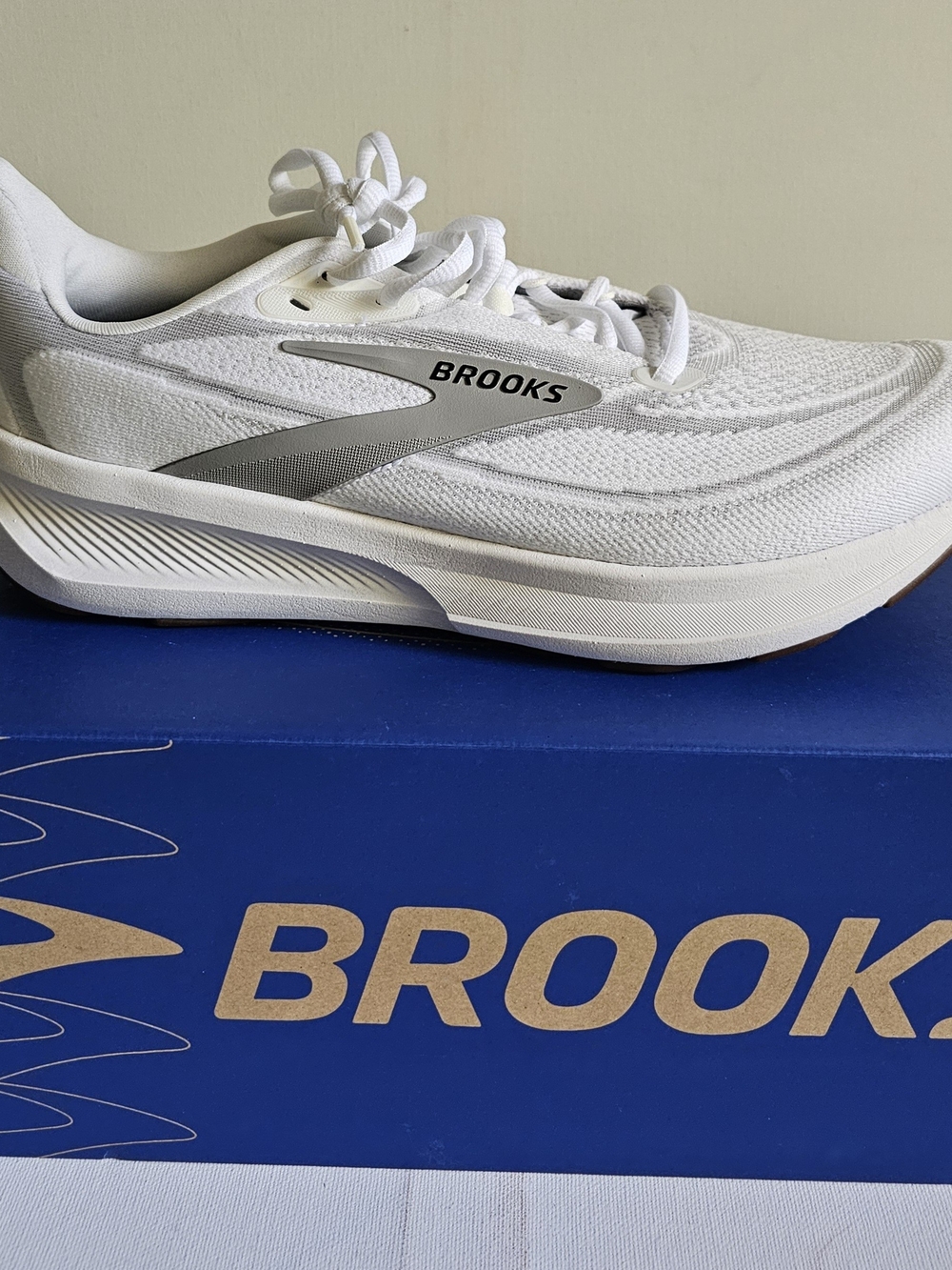 Brooks Revel 9 White and Silver Women's Athletic Running Shoes